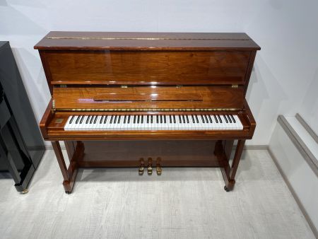 SAMICK KÄYTETTY PIANO PÄHKINÄ KIILTÄVÄ VT-2185